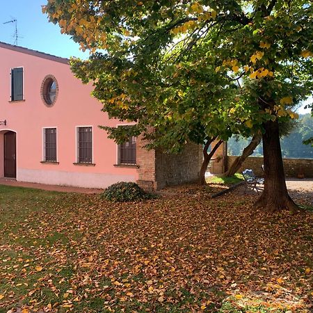 Agriturismo Case In Collina Volta Mantovana Eksteriør bilde