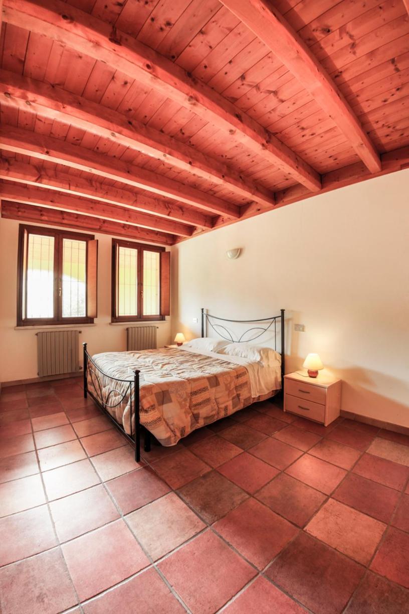 Agriturismo Case In Collina Volta Mantovana Eksteriør bilde