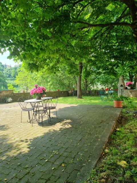 Agriturismo Case In Collina Volta Mantovana Eksteriør bilde